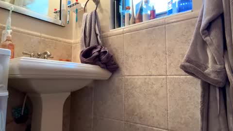 Jhonassmann12 online show from 01/12/25, 05:54