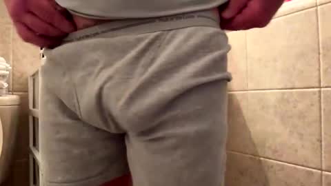 Snapshot of happyhogan1 chatting on 02/15/26, 11:56 Jhonassmann12 online show from 02/15/26, 11:56