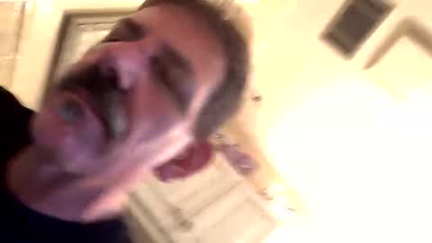 Snapshot of happyhogan1 chatting on 03/01/26, 09:50 Jhonassmann12 online show from 03/01/26, 09:50