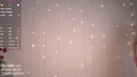 Snapshot of happynewdear chatting on 02/21/25, 12:38 Evy online show from 02/21/25, 12:38