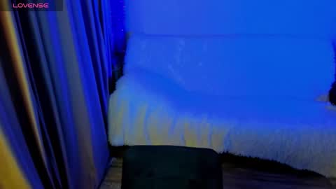 Snapshot of happystephanie chatting on 01/05/26, 05:27 Stephanie online show from 01/05/26, 05:27