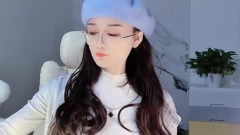 Daisy online show from 12/08/24, 06:43