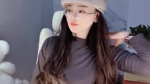 Daisy online show from 12/16/24, 04:27