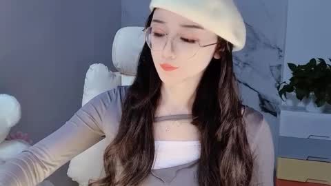 Daisy online show from 12/20/24, 01:22