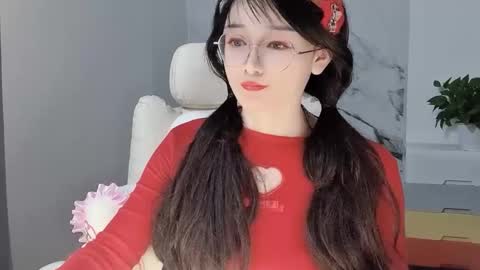 Daisy online show from 02/14/25, 08:15