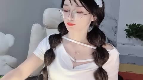 Daisy online show from 02/26/25, 05:07