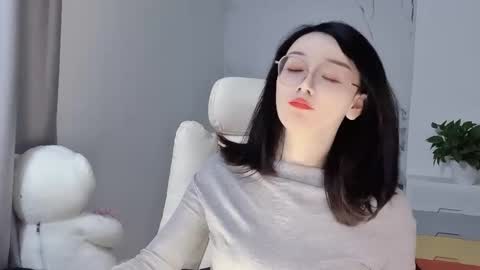 Daisy online show from 02/27/25, 02:00