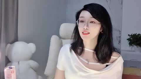 Daisy online show from 02/28/25, 02:53