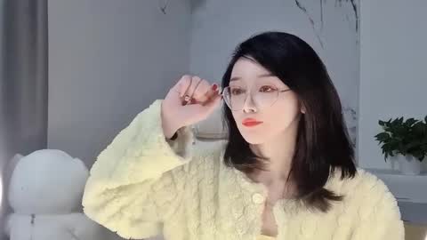 Daisy online show from 03/08/25, 03:24