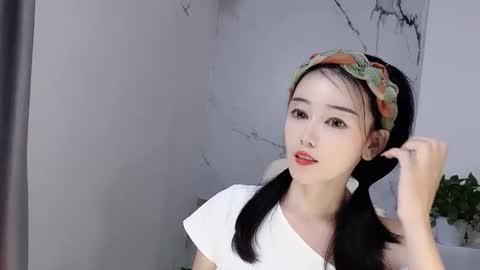 Daisy online show from 09/08/25, 02:16