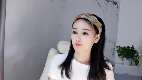 Daisy online show from 09/13/25, 03:56