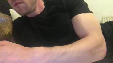 happytoplay22 online show from 04/16/26, 06:52