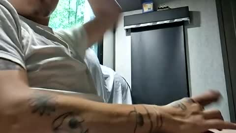 hard8rob online show from 06/17/26, 05:14
