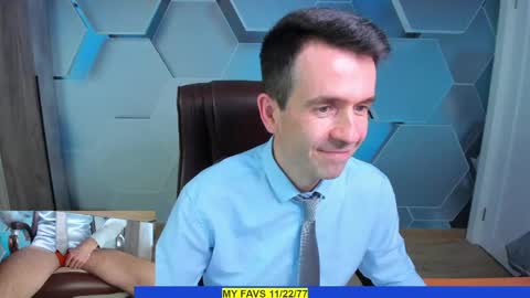 Snapshot of hard_and_juici chatting on 05/04/26, 12:34 Steve online show from 05/04/26, 12:34