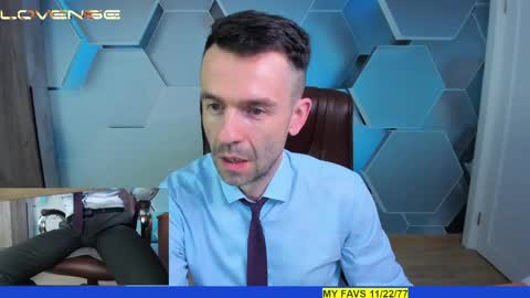 Snapshot of hard_and_juici chatting on 05/15/26, 02:13 Steve online show from 05/15/26, 02:13