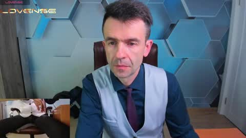 Snapshot of hard_and_juici chatting on 05/25/26, 03:34 Steve online show from 05/25/26, 03:34