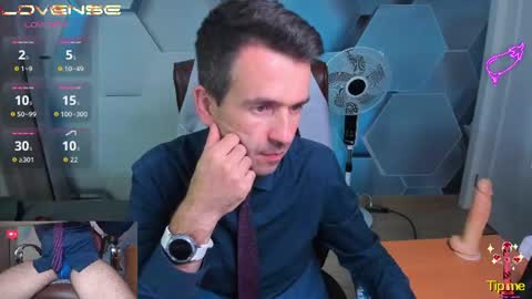 Snapshot of hard_and_juici chatting on 07/21/26, 07:05 Steve online show from 07/21/26, 07:05