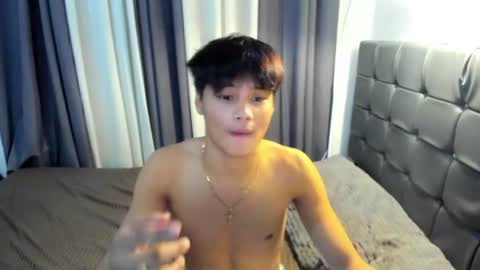 Snapshot of hard_cockfucker chatting on 08/03/26, 01:38 NIEL online show from 08/03/26, 01:38