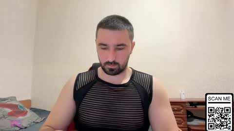 Snapshot of hard_to_obey chatting on 03/23/26, 06:45 Vadim online show from 03/23/26, 06:45