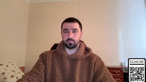 Snapshot of hard_to_obey chatting on 04/14/26, 11:27 Vadim online show from 04/14/26, 11:27