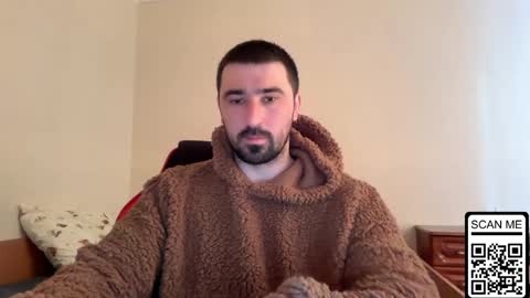 Snapshot of hard_to_obey chatting on 04/15/26, 11:06 Vadim online show from 04/15/26, 11:06