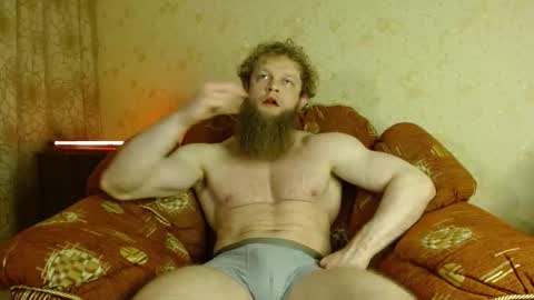 Valentino Hard online show from 10/20/25, 10:21