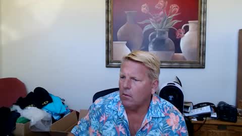 Steele and Cassie online show from 06/03/26, 08:14