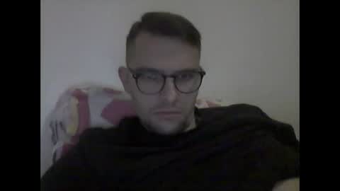 Snapshot of hardboylovemilfmoom chatting on 11/15/25, 06:37 hardboylovemilfmoom online show from 11/15/25, 06:37