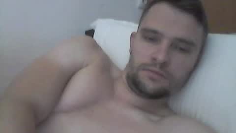Snapshot of hardboylovemilfmoom chatting on 06/13/26, 09:40 hardboylovemilfmoom online show from 06/13/26, 09:40
