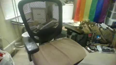 Snapshot of hardck chatting on 11/20/25, 06:24 hardy online show from 11/20/25, 06:24