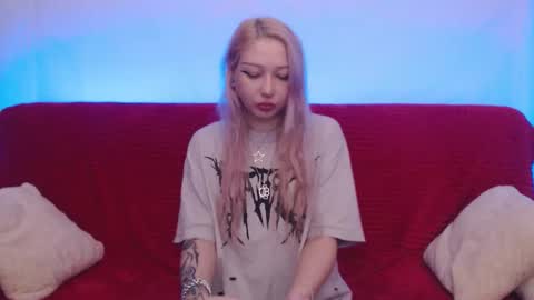 Emily online show from 11/05/25, 10:43