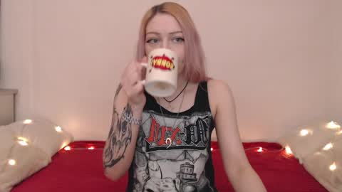 Emily online show from 04/28/26, 09:09