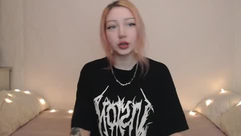 Emily online show from 05/10/26, 07:52