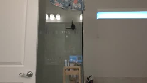 Snapshot of hardcoremike35 chatting on 11/26/25, 08:54 HcoreMike online show from 11/26/25, 08:54