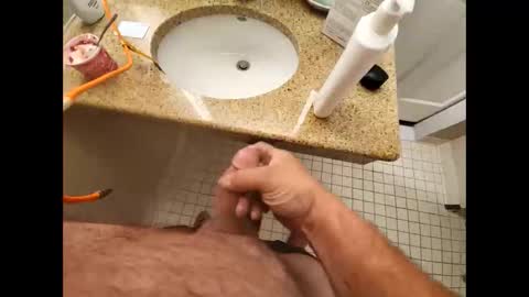 Snapshot of hardforu8675 chatting on 10/05/25, 08:34 hardforu8675 online show from 10/05/25, 08:34