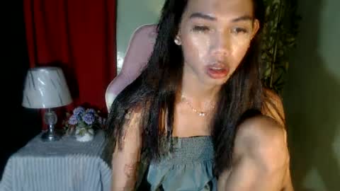 Snapshot of hardfucker69_jasmine chatting on 06/18/26, 12:42 JASMINE online show from 06/18/26, 12:42
