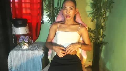 Snapshot of hardfucker69_jasmine chatting on 06/22/26, 05:59 JASMINE online show from 06/22/26, 05:59