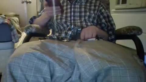 Snapshot of hardguymike chatting on 04/19/26, 09:52 hardguymike online show from 04/19/26, 09:52