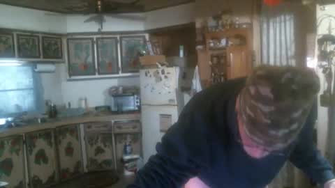 Snapshot of hardinhand44 chatting on 02/07/25, 06:34 john nobles online show from 02/07/25, 06:34