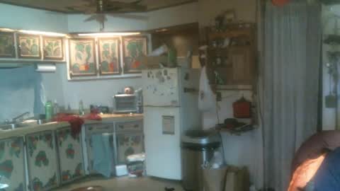 Snapshot of hardinhand44 chatting on 02/23/25, 12:08 john nobles online show from 02/23/25, 12:08