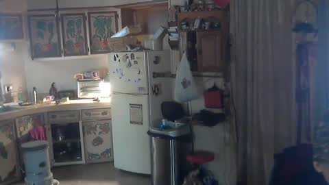 Snapshot of hardinhand44 chatting on 03/10/25, 04:35 john nobles online show from 03/10/25, 04:35