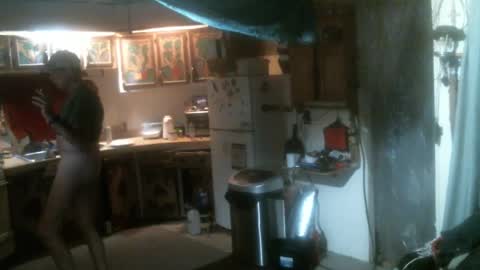 Snapshot of hardinhand44 chatting on 09/20/25, 11:06 john nobles online show from 09/20/25, 11:06