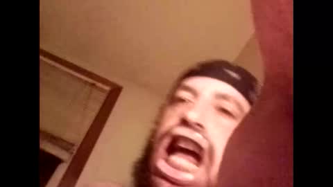 Snapshot of hardmatt666 chatting on 04/17/26, 05:10 hardmatt666 online show from 04/17/26, 05:10