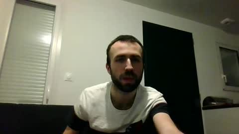 Snapshot of hardmika chatting on 02/13/25, 11:58 Mika online show from 02/13/25, 11:58