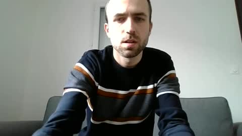 Snapshot of hardmika chatting on 03/08/25, 09:39 Mika online show from 03/08/25, 09:39