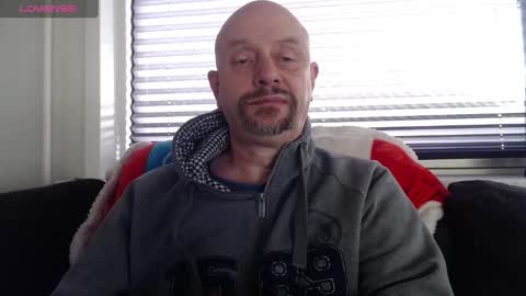 MrLazy online show from 01/04/25, 12:49