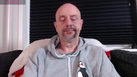 MrLazy online show from 01/06/25, 09:43