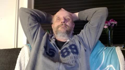 Snapshot of hardmrlazy chatting on 02/11/26, 06:57 MrLazy online show from 02/11/26, 06:57