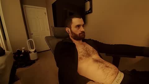 Snapshot of hardswtch chatting on 09/12/25, 01:00 Tom online show from 09/12/25, 01:00