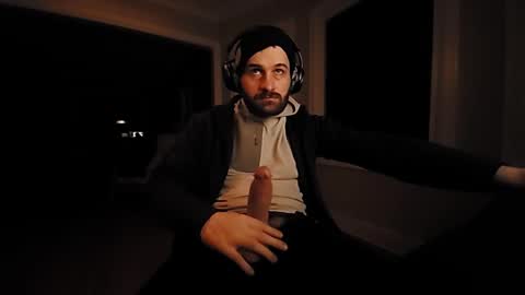 Snapshot of hardswtch chatting on 10/20/25, 11:10 Tom online show from 10/20/25, 11:10